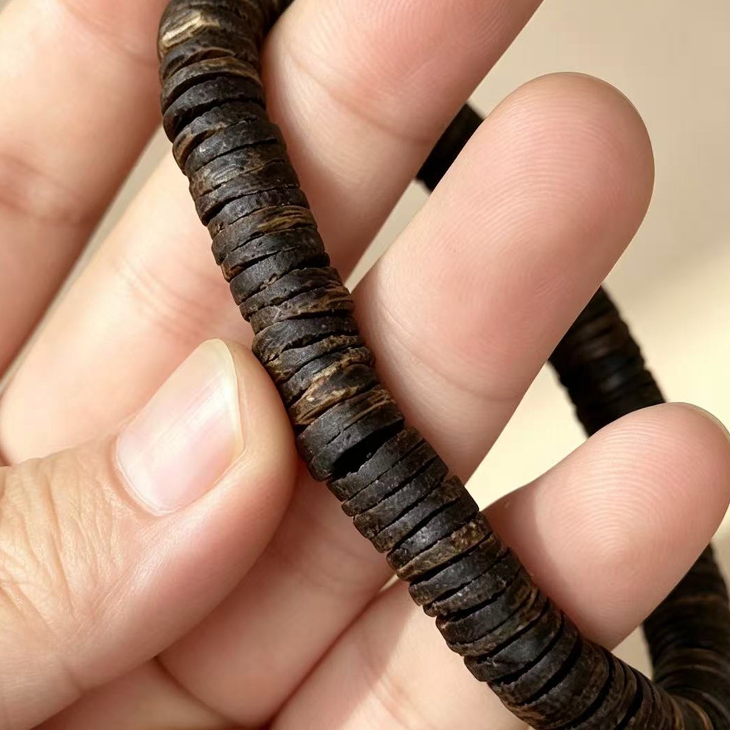 06mm Natural Agarwood Disc Bead Bracelet | Handcrafted Flat Round Spacer Wood Beads | Single Loop Design | Dense Grain Pattern