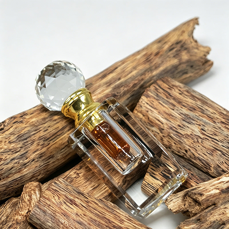 Agarwood Oil | Traditional Distillation Fragrance Extract | 1g Pure Wood Essence | Perfume Blending Material | Natural Aroma Craft Supply