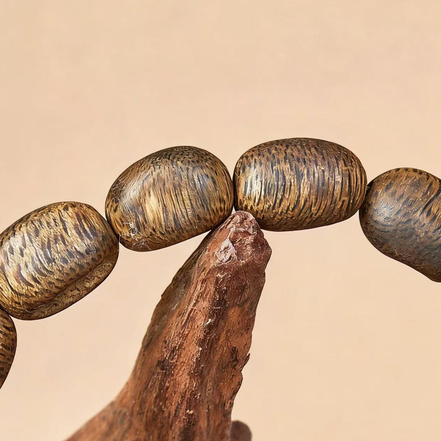 Kyara Agarwood Bracelet Freeform Scar Pattern | Natural Organic Shape | Single Strand Design | Rich Resin Texture | Artisan Crafted