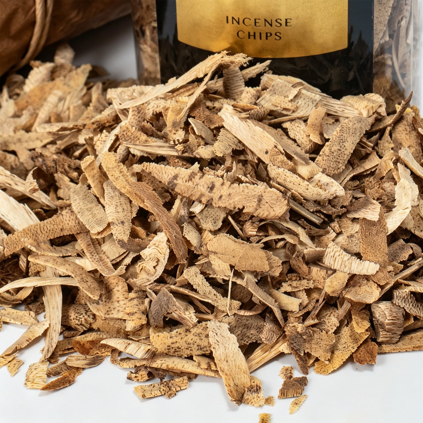 White Oud Incense Chips | Natural Agarwood Shavings for Electric Burner | 40g Raw Aromatic Wood | Home Fragrance Supply