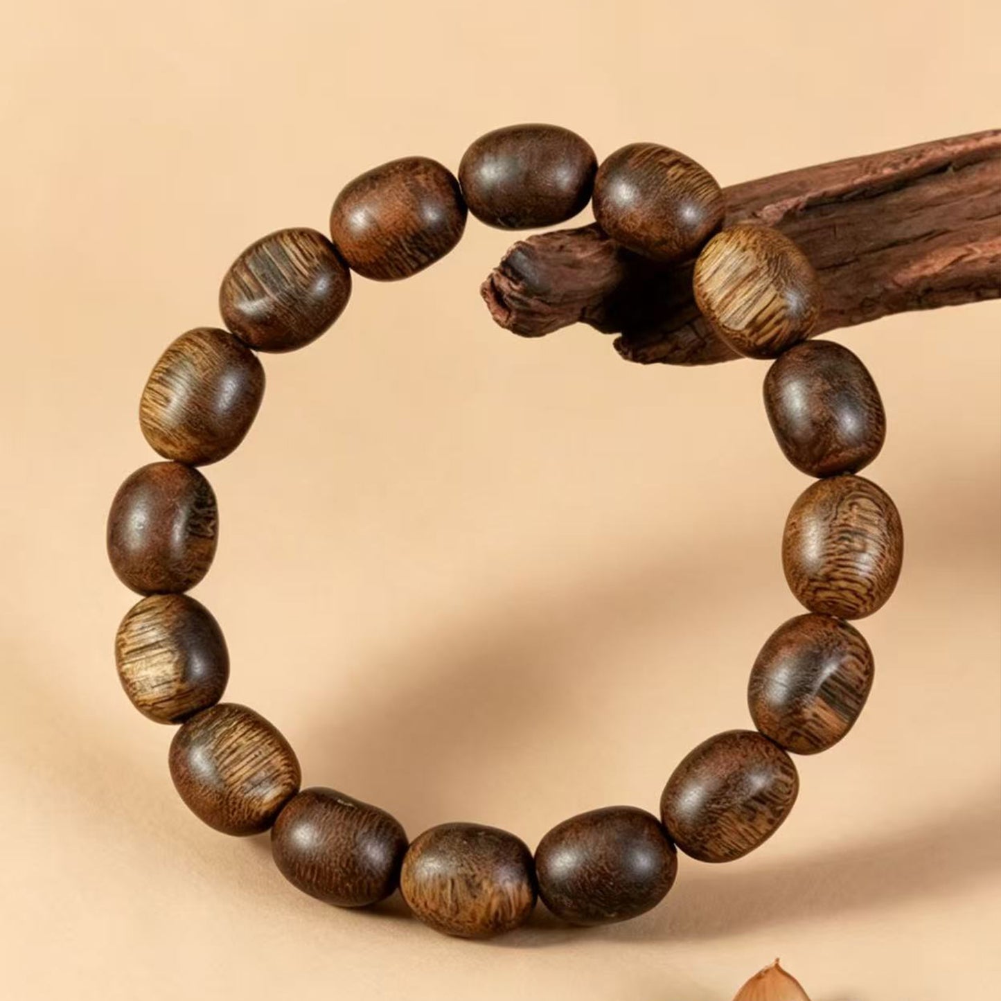 سوار كيارا من خرز عود الأجاروود بقطر 10 مم، غني بالراتنج الطبيعي من نها ترانج، سوار مفرد للرجال والنساء للتأمل ومسبحة الصلاة