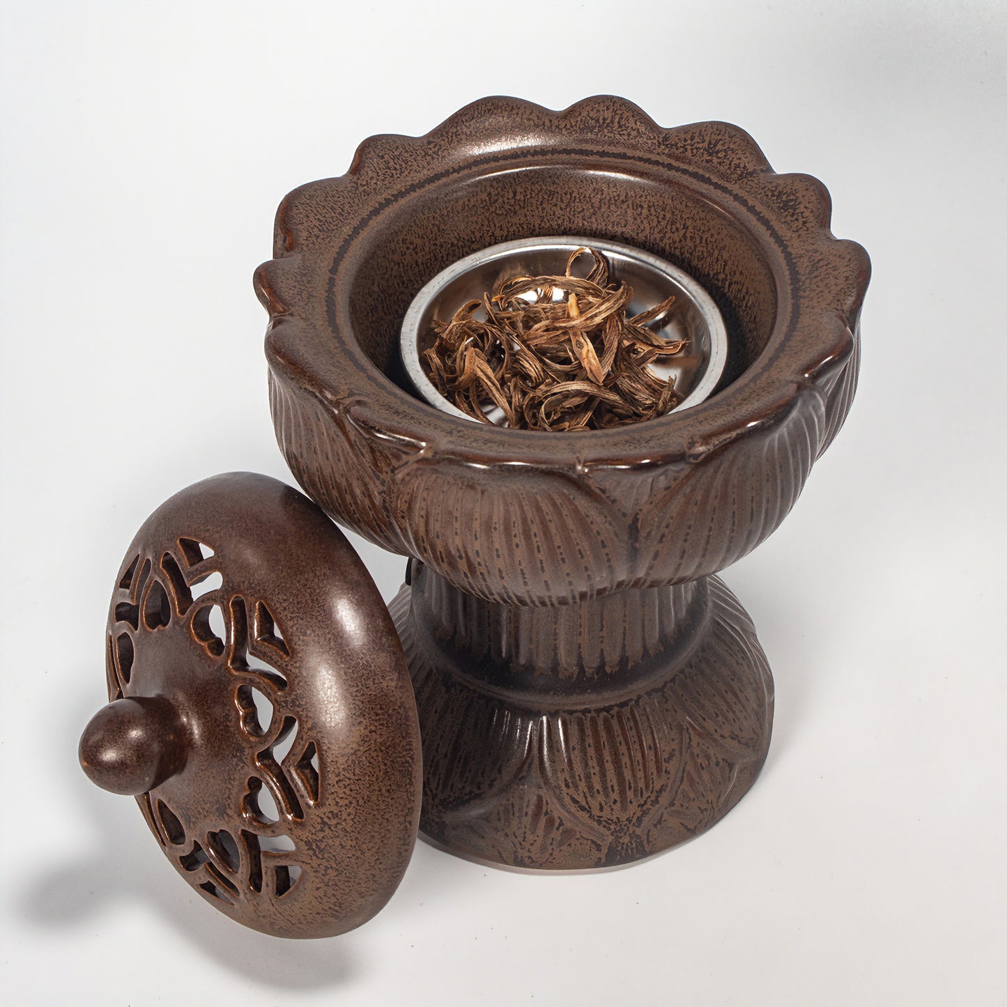 Natural White Kyara Agarwood Shavings | Premium Resin-Rich Wood Fragments | Floral Honey Sweet Scent with Cool Milky Notes | Home Incense Burning Material | 10g
